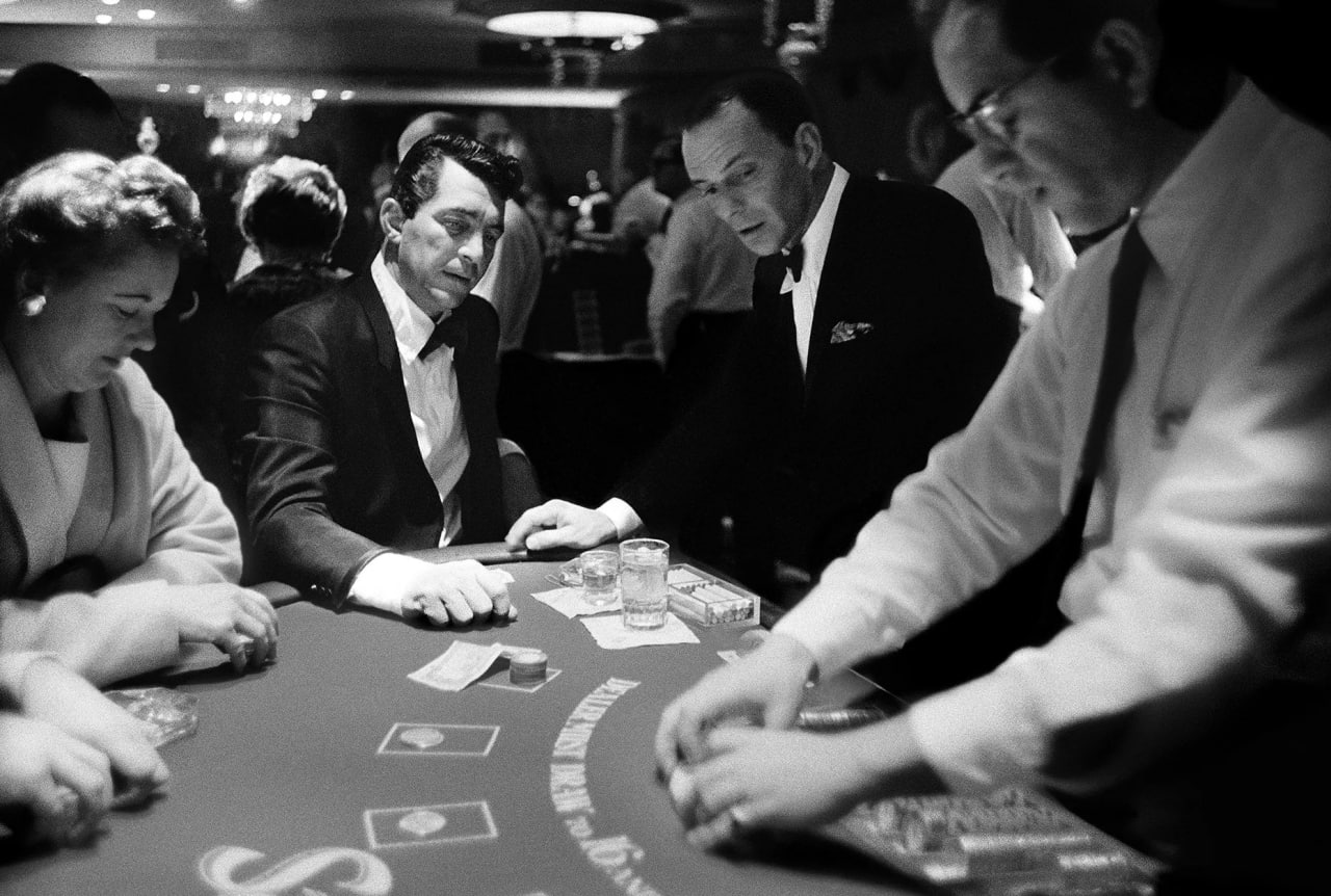 HHpoker德州俱乐部与德扑圈游戏APP